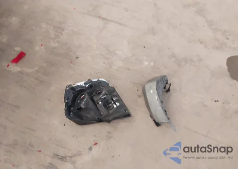 2009 Nissan Sentra 2.0S z USA, uszkodzony, nr VIN 3N1AB61EX9L628260